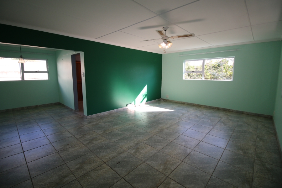 1 Bedroom Property for Sale in Beacon Bay Eastern Cape
